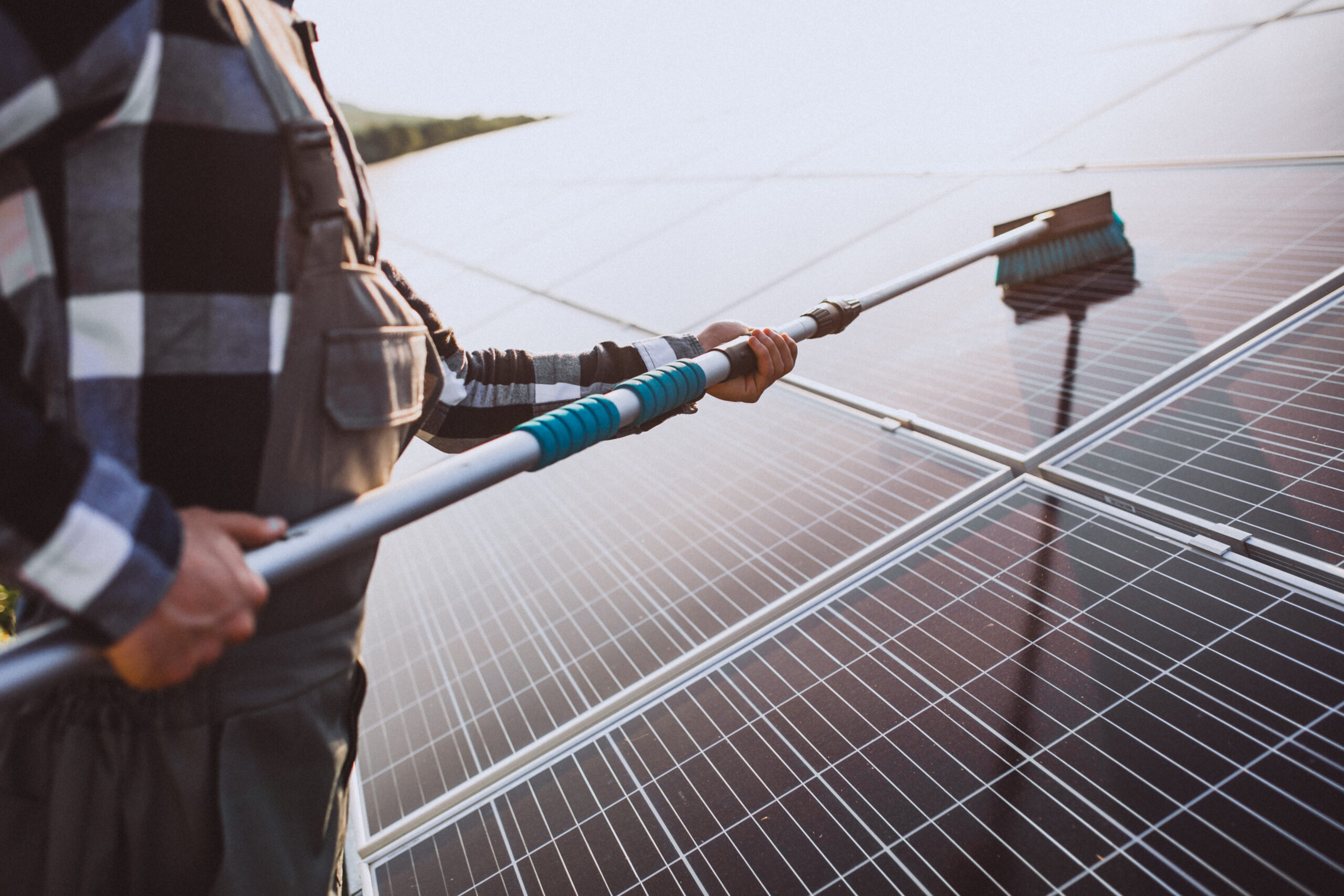 maintenance panneaux photovoltaïques